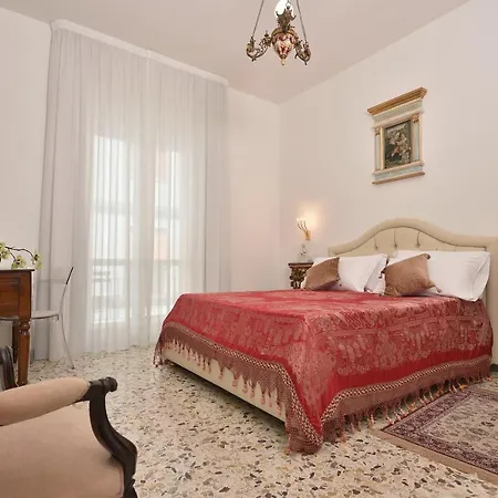 Casa Real