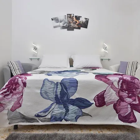 Casa Real Minori